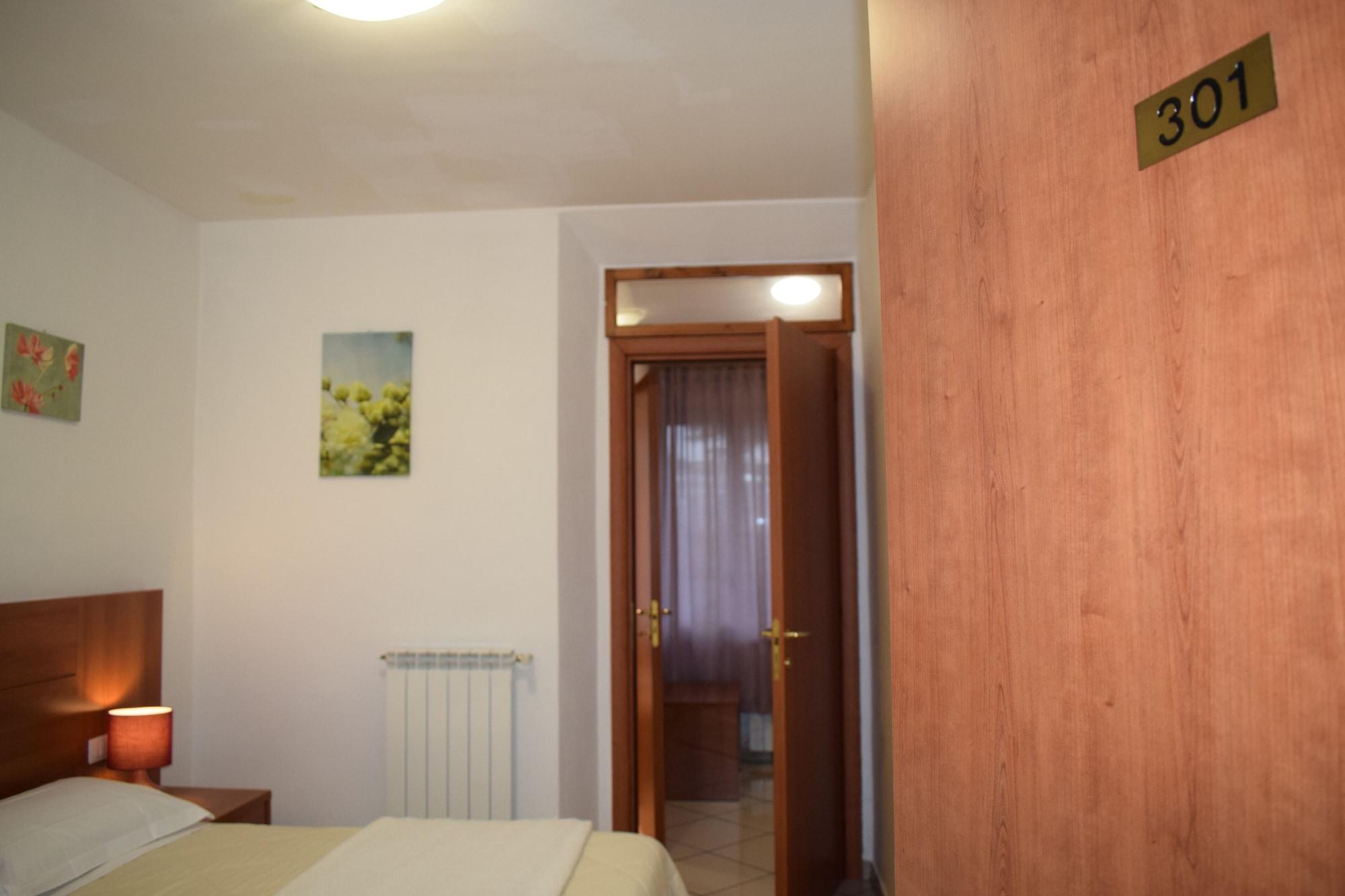 Hotel Dalmazia Florence Exterior photo