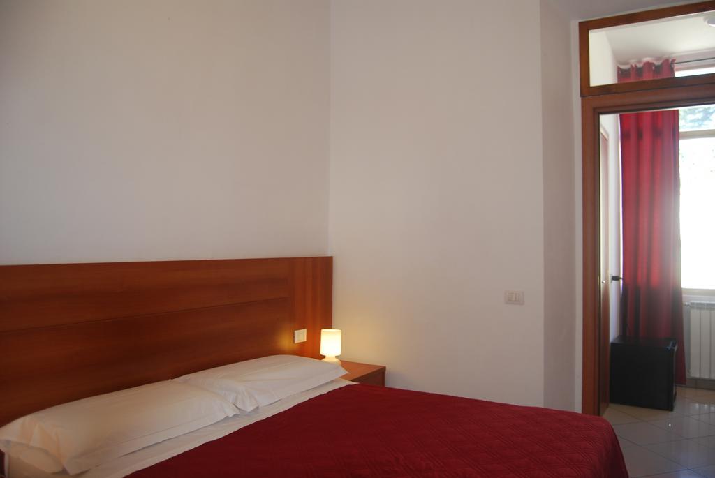 Hotel Dalmazia Florence Exterior photo