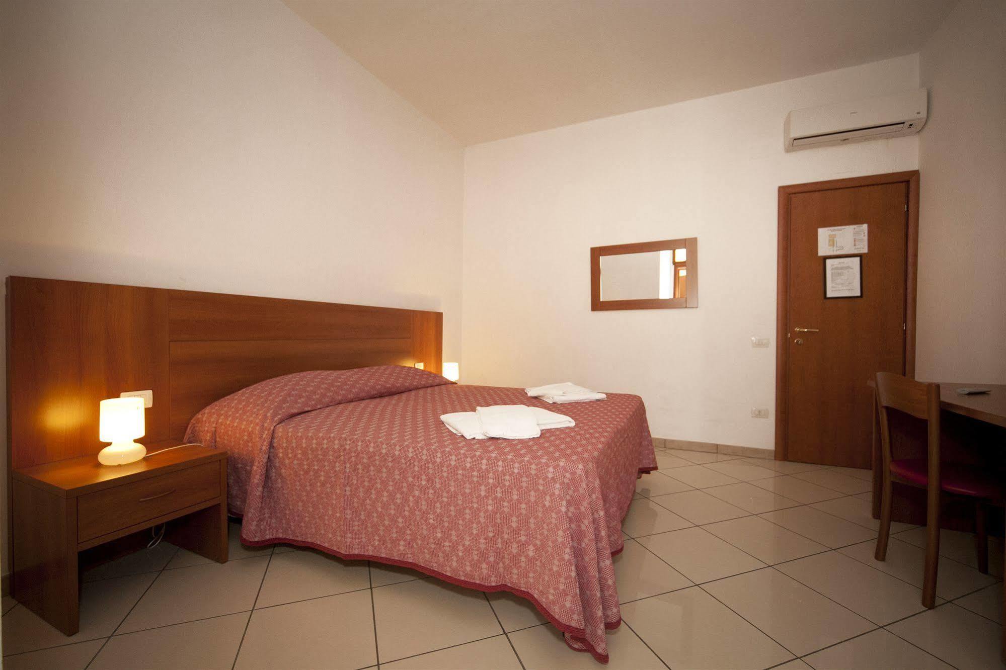Hotel Dalmazia Florence Exterior photo