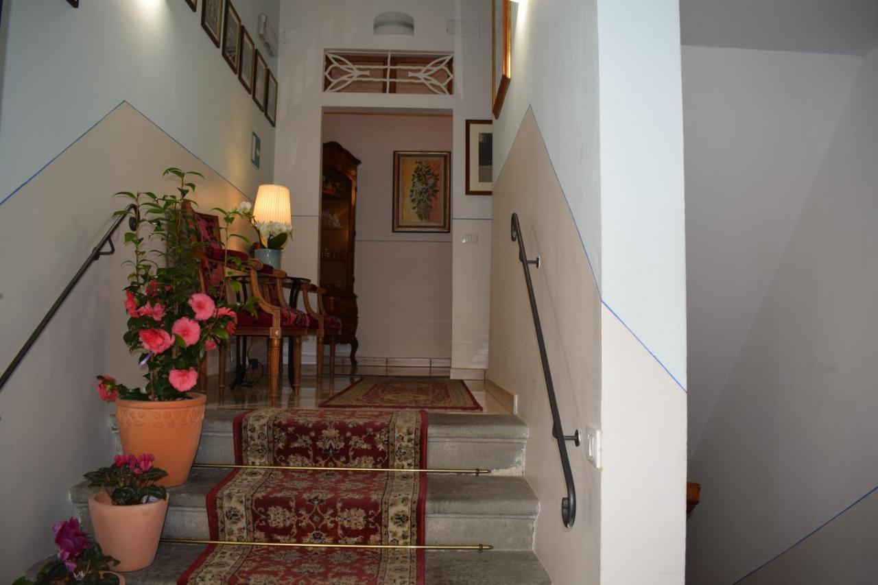 Hotel Dalmazia Florence Exterior photo